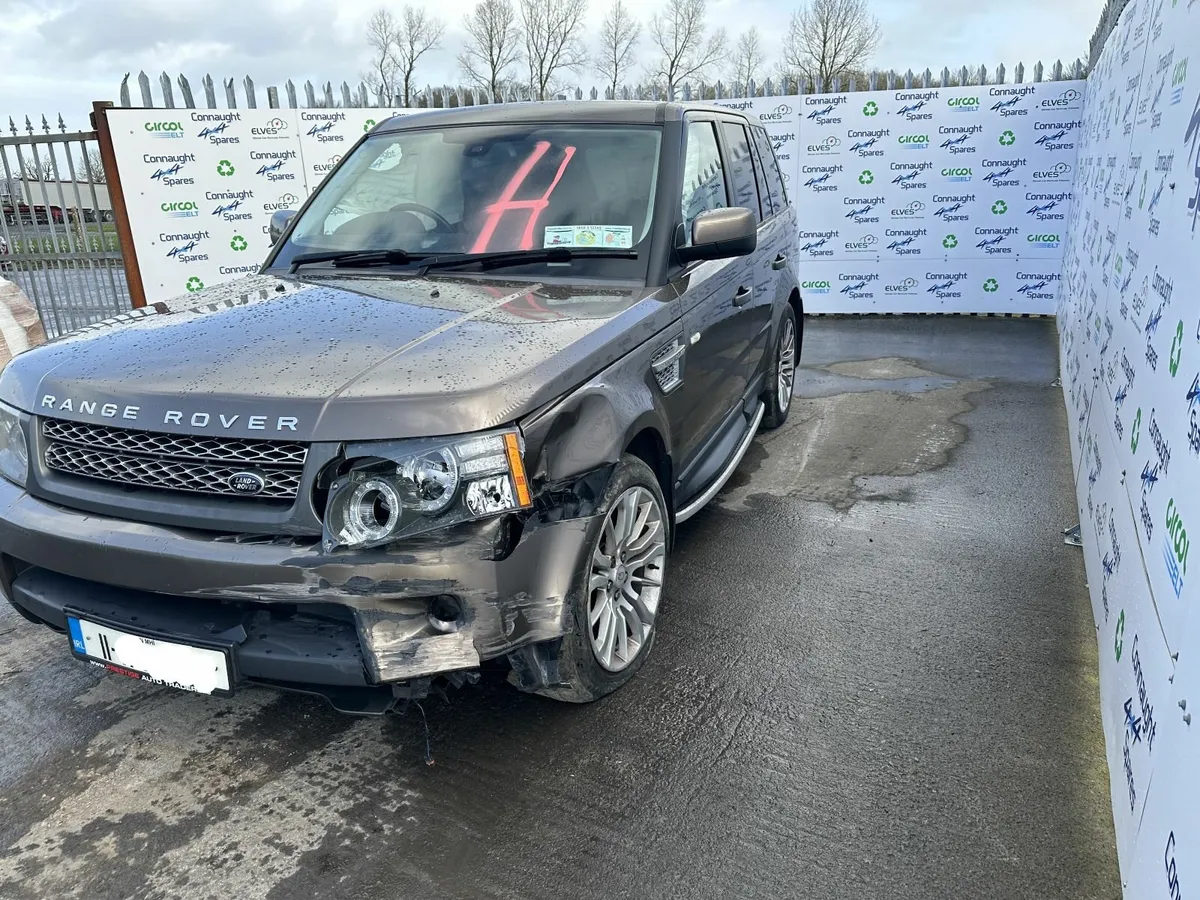 2011 RANGE ROVER SPORT 3.0 JUST IN FOR BREAKING - Image 2