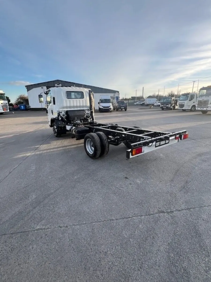 NEW ISUZU 3.5 TON CHASSIS IN STOCK - Image 4