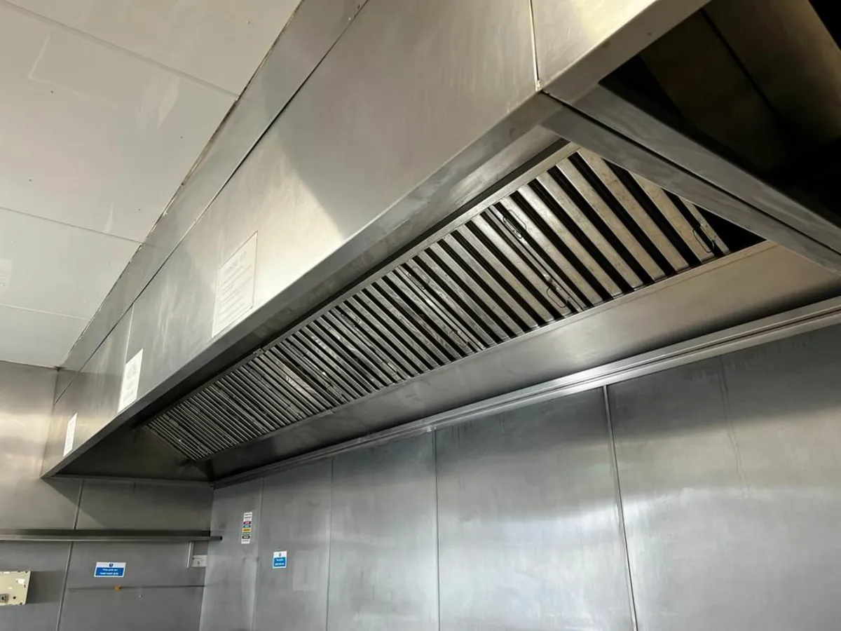 Commercial Kitchen Extractor Hoods - Image 1