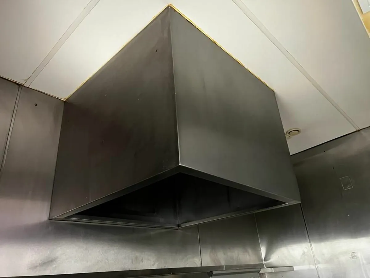 Commercial Kitchen Extractor Hoods - Image 2