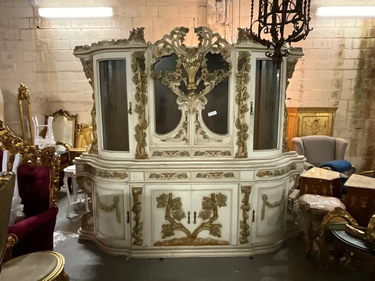 Old beautiful carved wood sideboard - Image 1