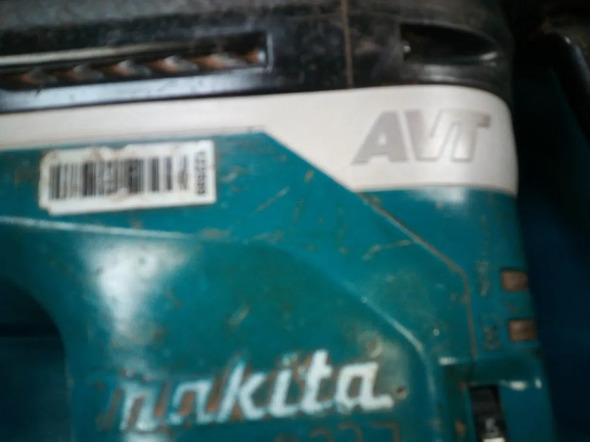 Makita HR 4013C Drill / Chisel - Image 2