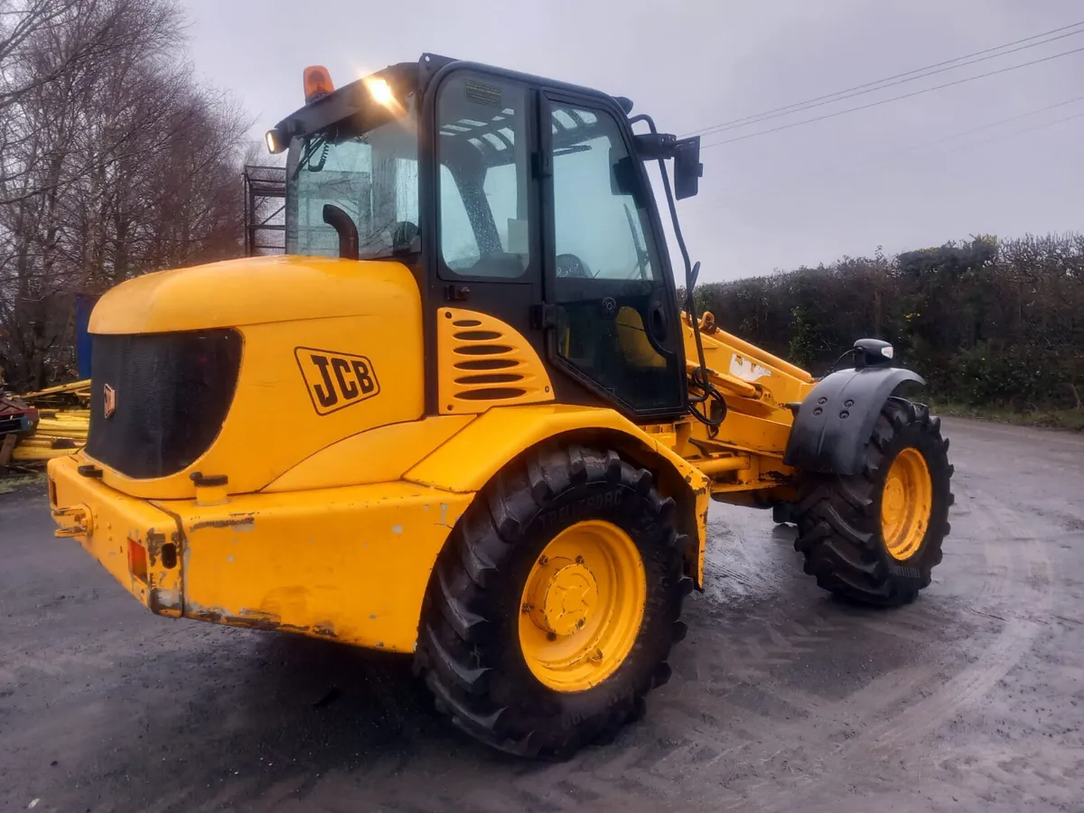 JCBTM 300 - Image 2