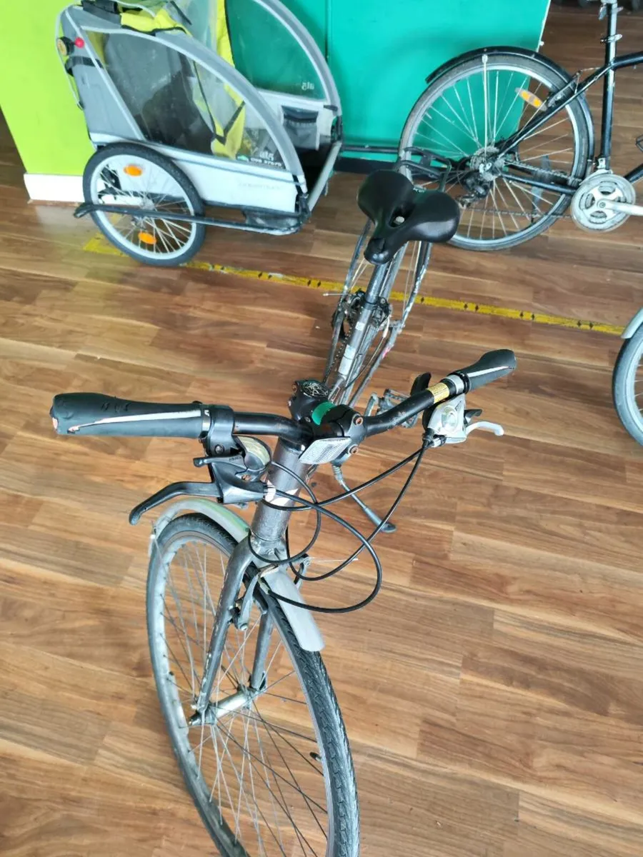 EX RENTAL HYBRID ADULT BIKES - Image 4
