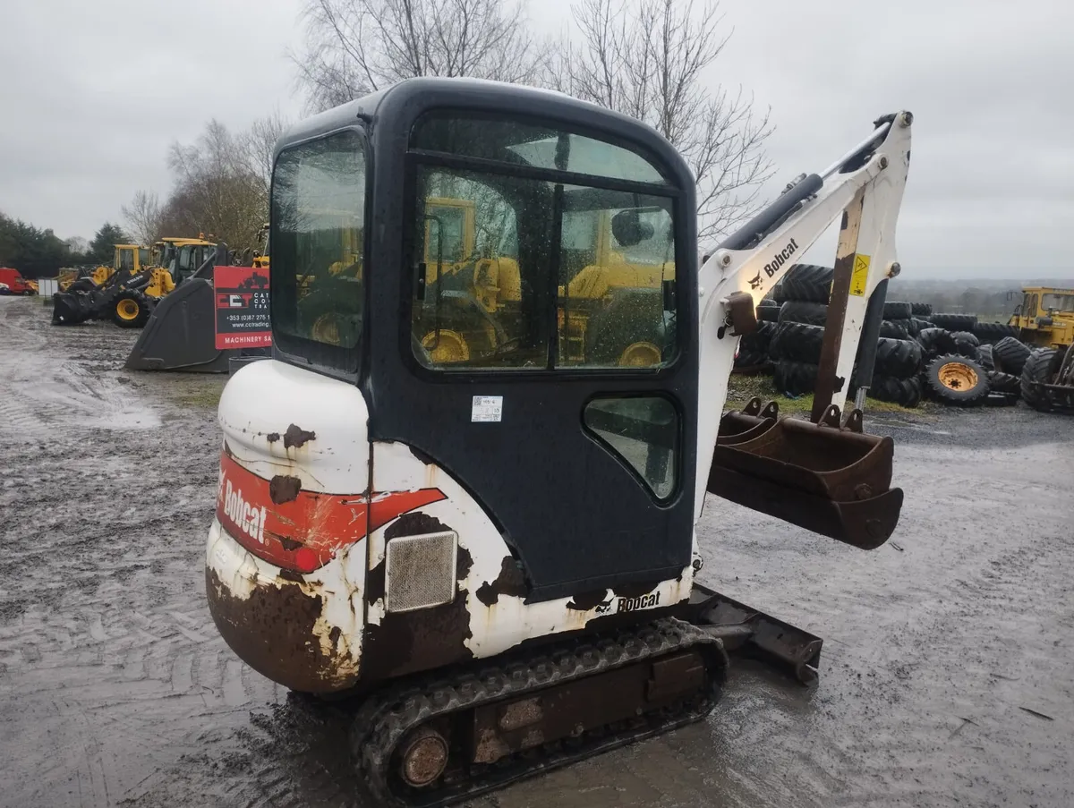 Bobcat 1.6 Ton Mini Digger - Image 3