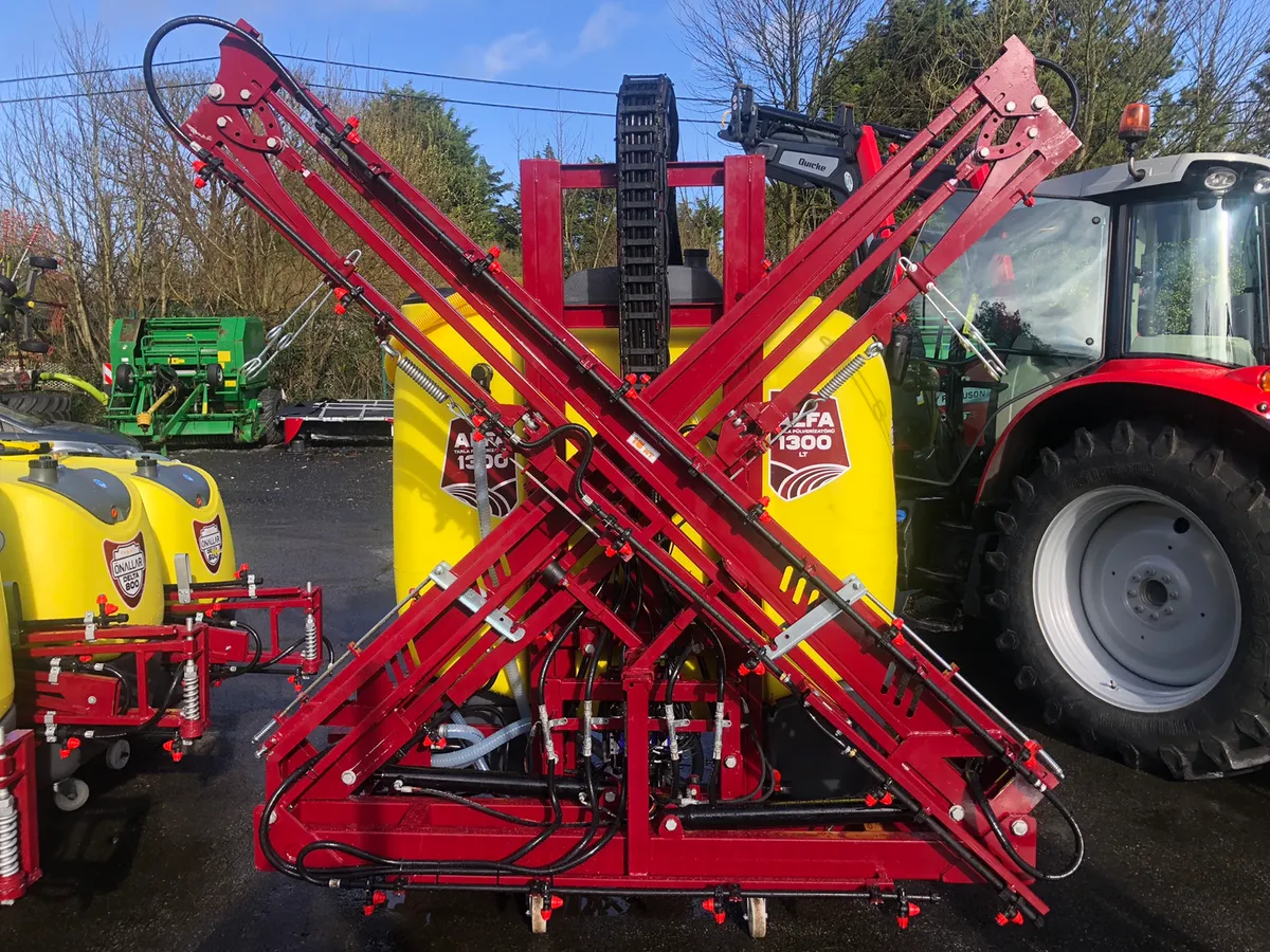 Onallar 1300L Sprayer with Hydraulic Booms - Image 3