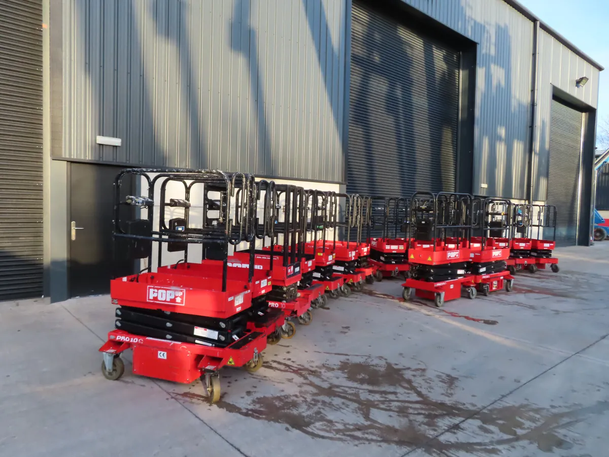 Pop UP Pro 10 Access Platform Push Around CHOICE - Image 3