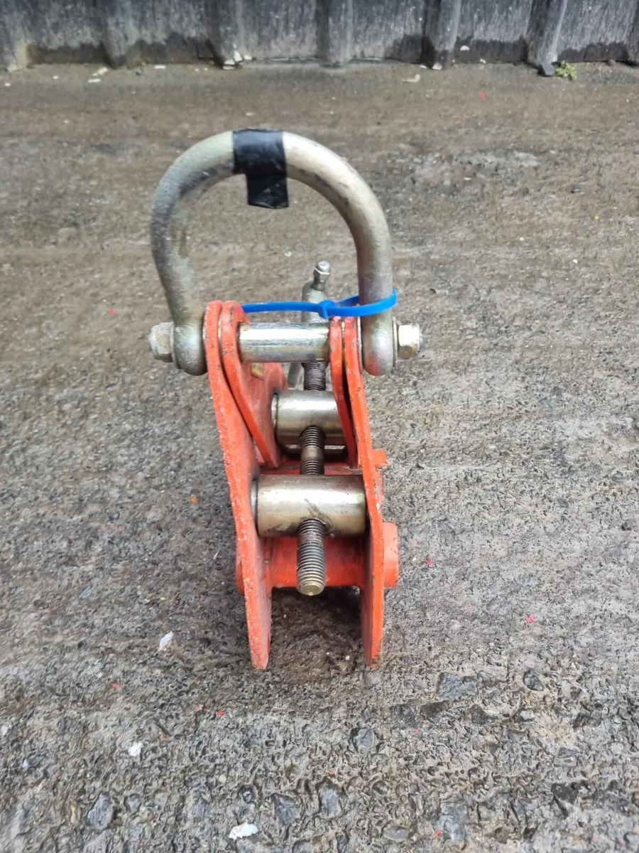 Large Selection of Beam Clamps and Girder Trolleys - Image 2