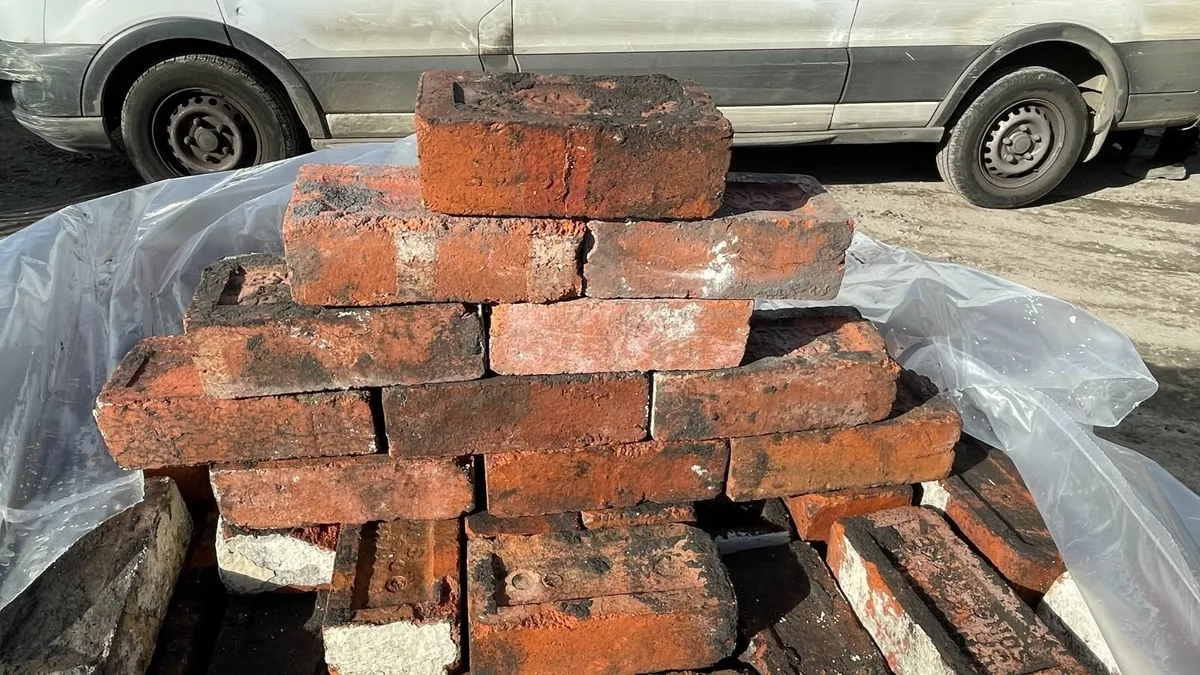 Salvaged Engineering Bricks smooth face - Image 3