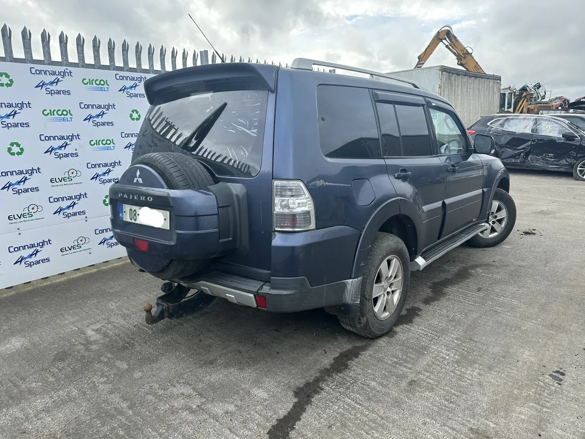 2008 PAJERO 3.2A JUST IN FOR BREAKING - Image 4