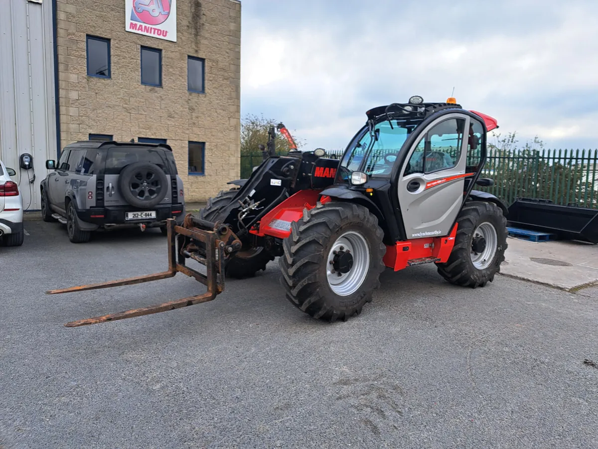2020 Manitou MLT635 Telehandler - Image 2