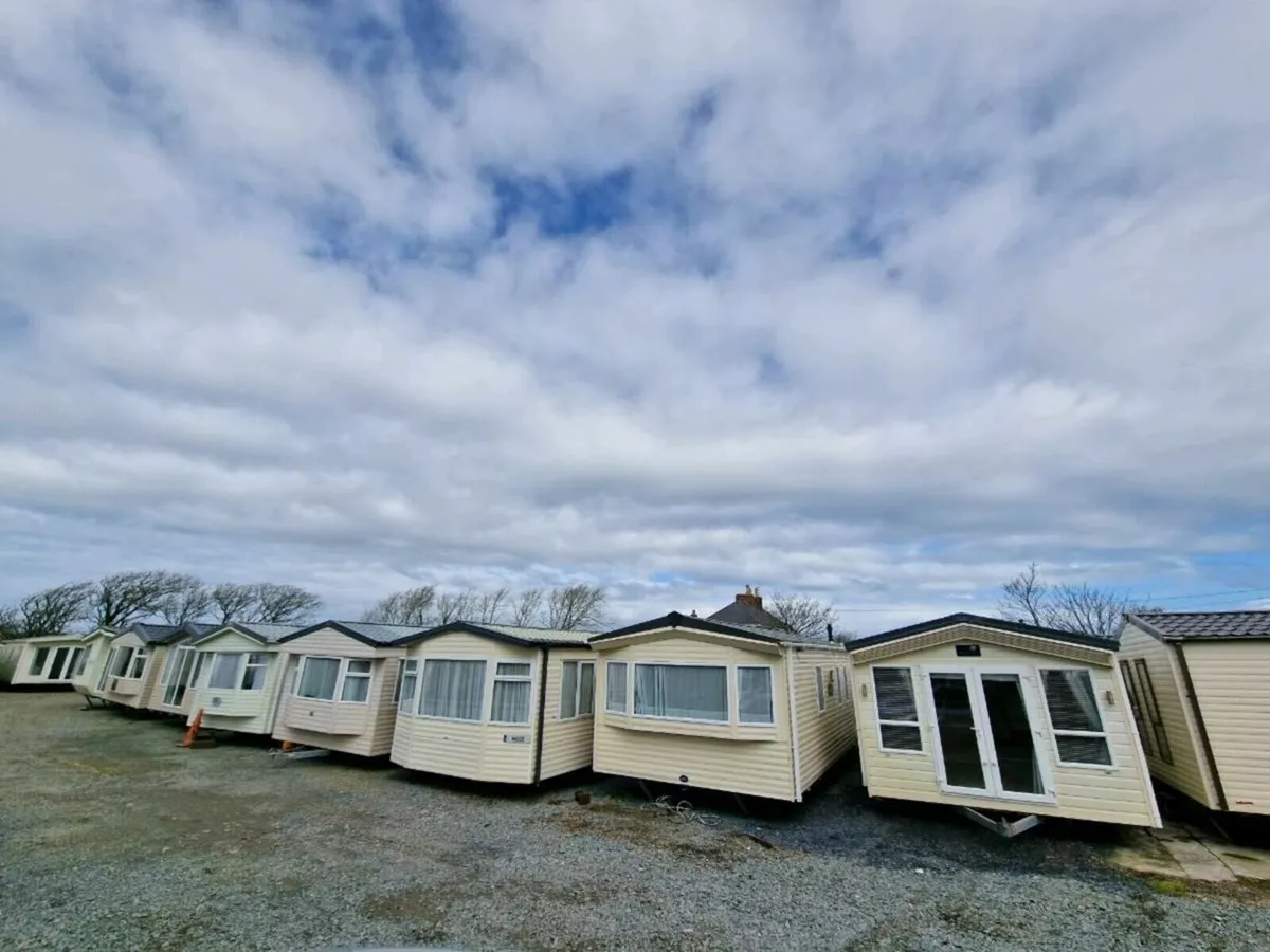 Huge Selection SALE NOW ON !! - Image 4