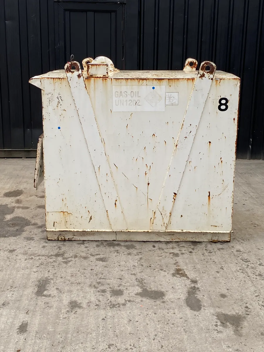 900L Fuel Bowser with Pump - Image 2