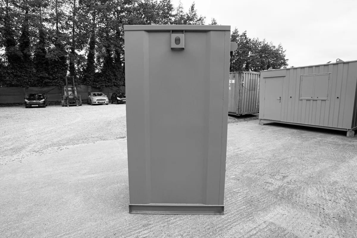 4ft x 4ft Toilet for Building Site - Image 2