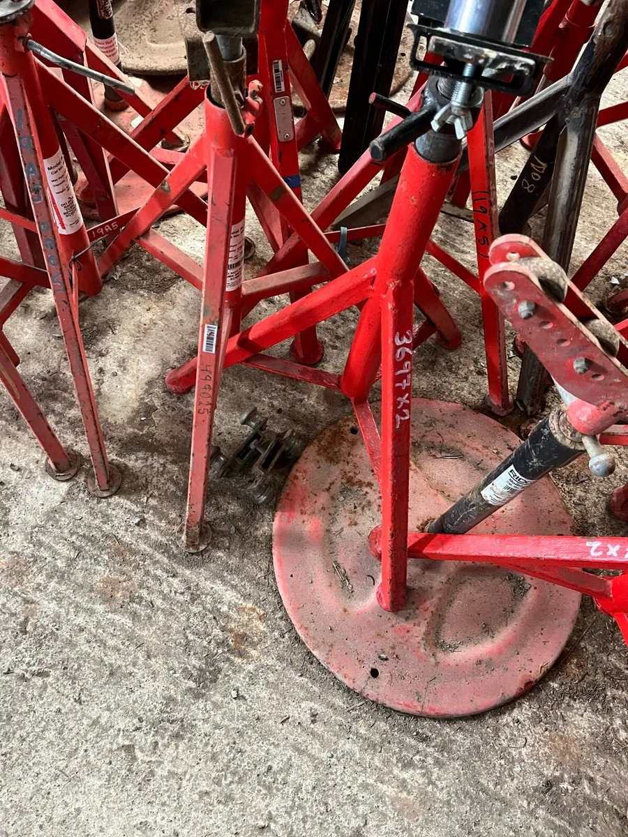 PIPE STANDS - Image 2