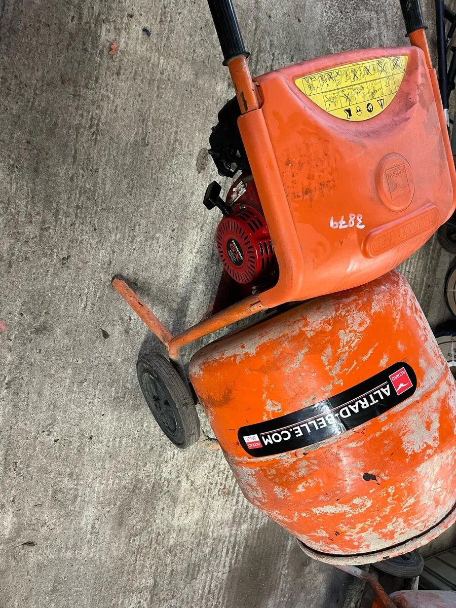 BELLE PETROL MINI MIXER - Image 3