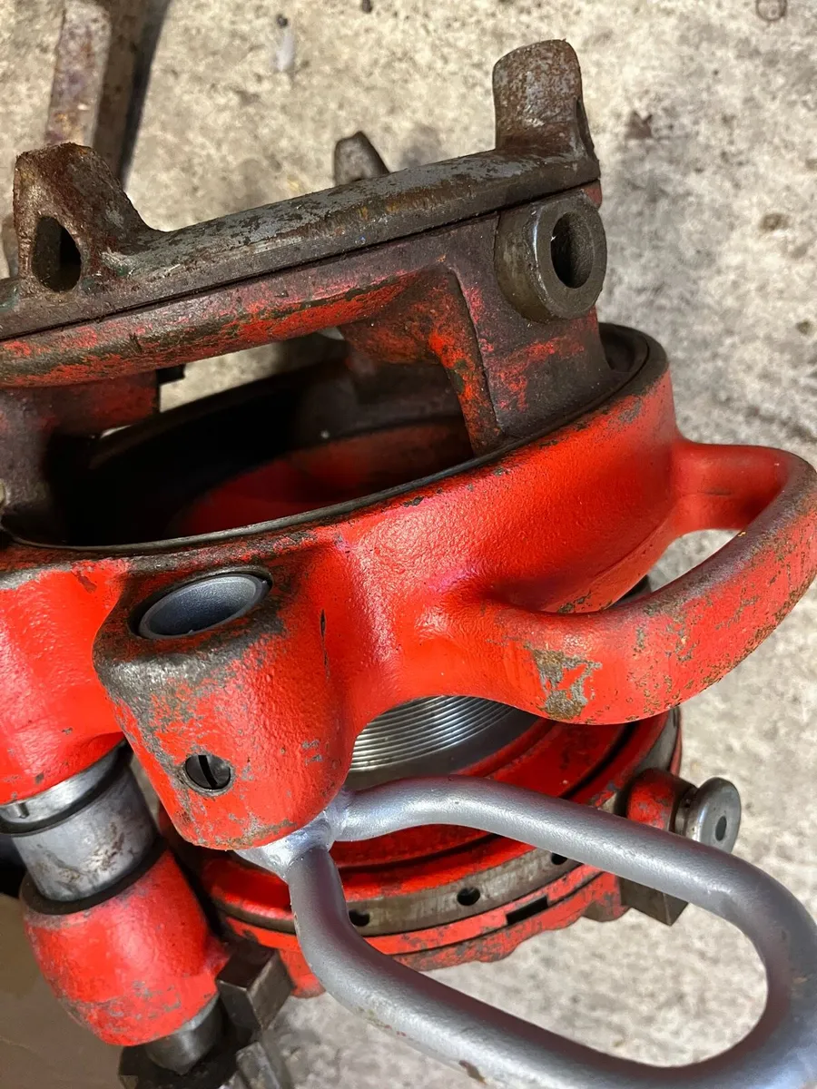 RIDGID 141  RECESSED GEAR THREADER - Image 2