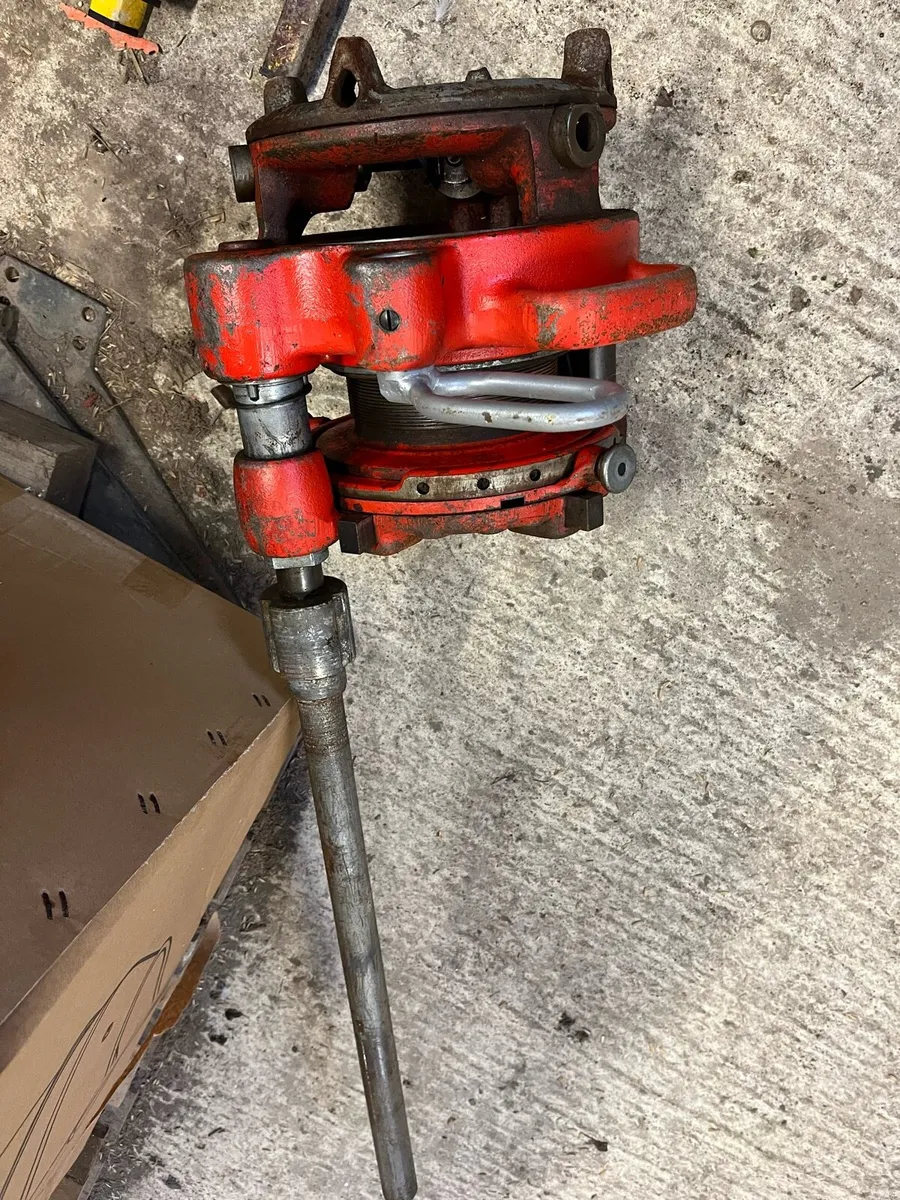 RIDGID 141  RECESSED GEAR THREADER - Image 1