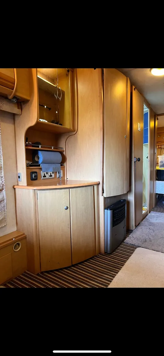 2006 COACHMAN LAZER 590 5/6 BERTH CARAVAN - Image 4