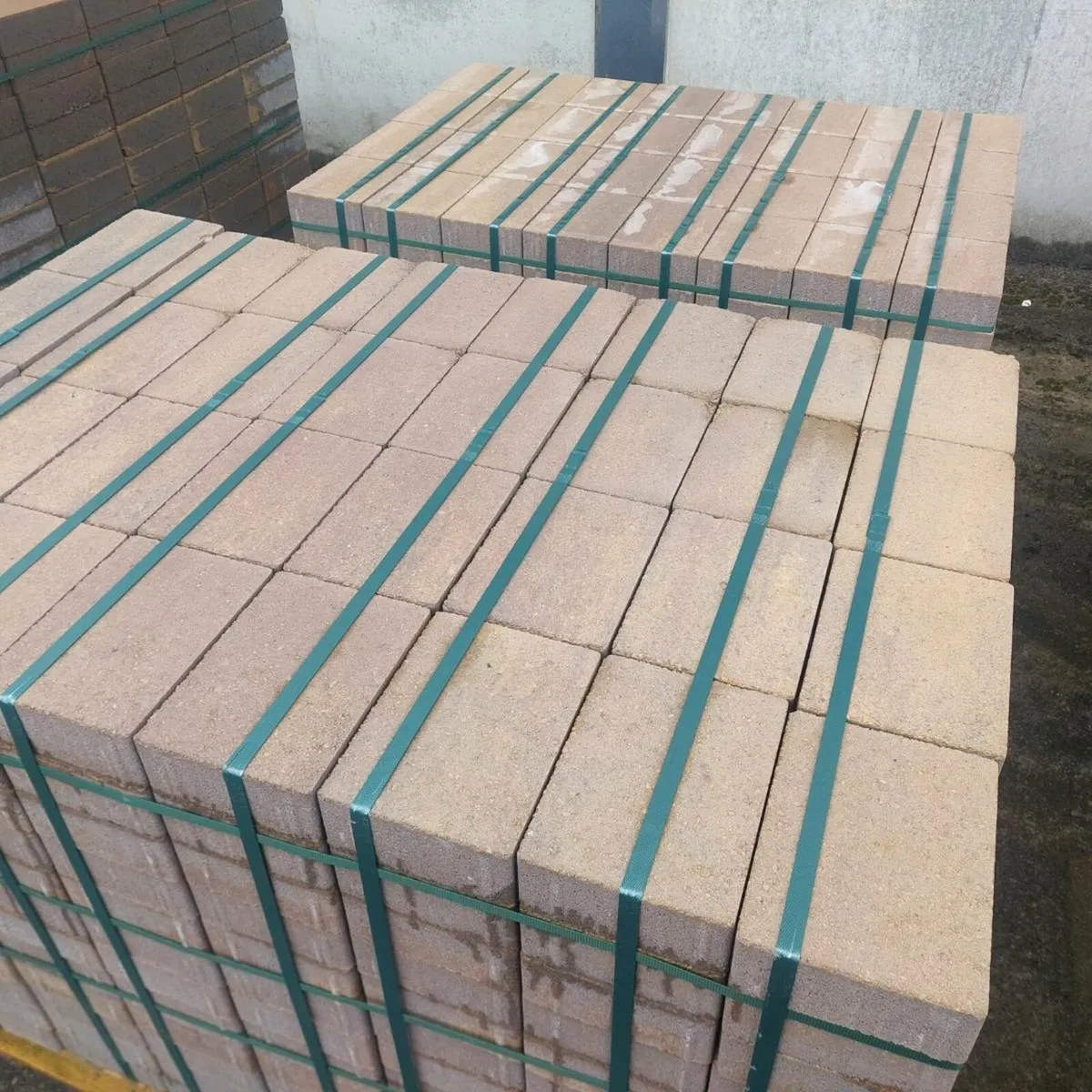 Paving brick - Image 1