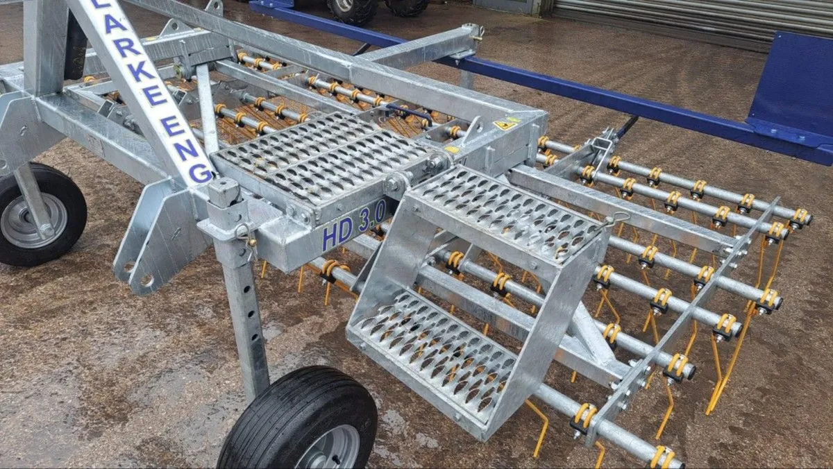 Clarke 3 Metre tine Harrows - Image 3