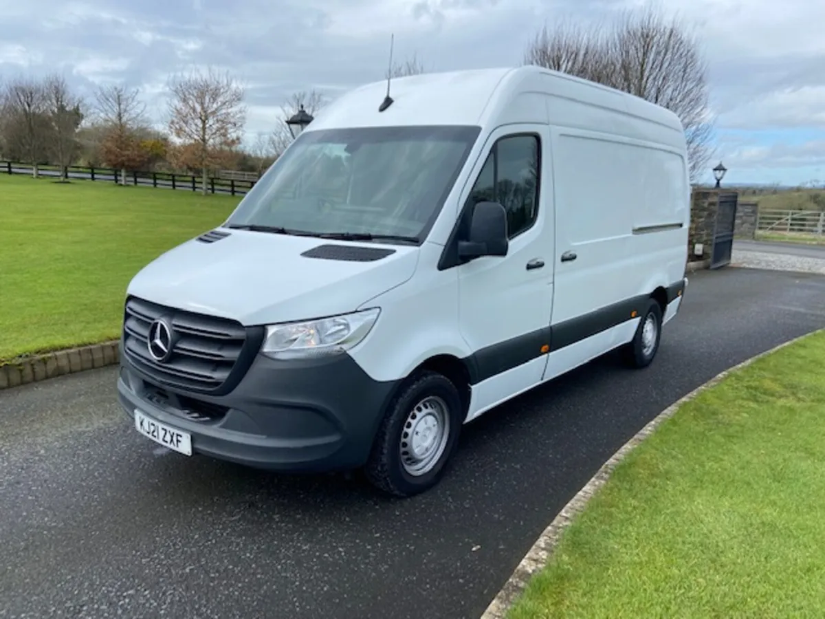 Mercedes-Benz Sprinter 2021 - Image 3