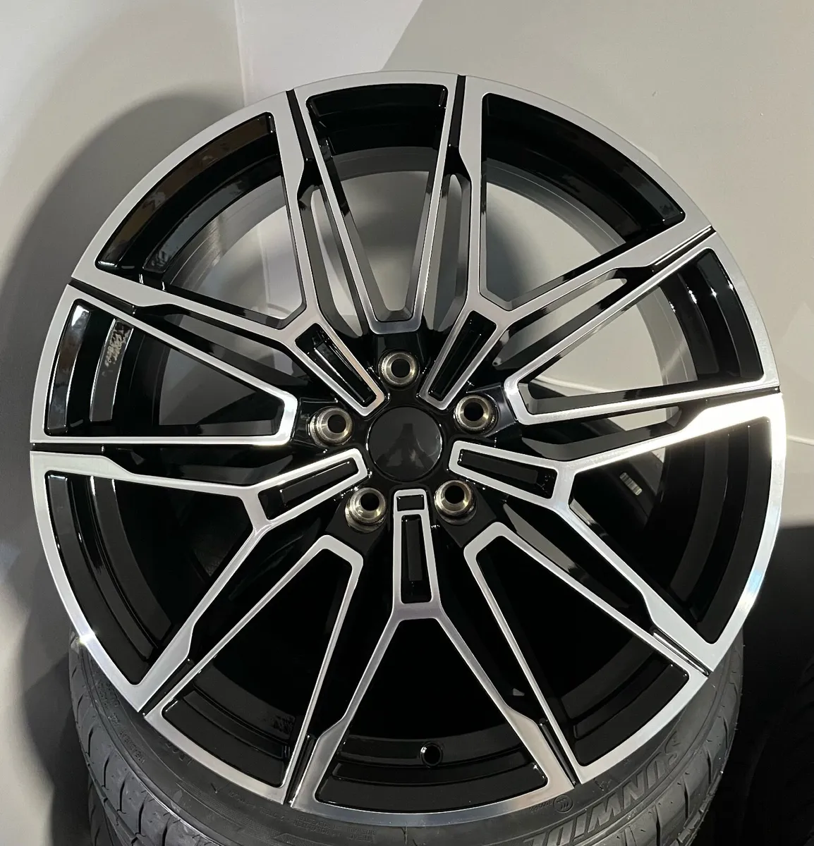 BMW ALLOY WHEELS - Image 4