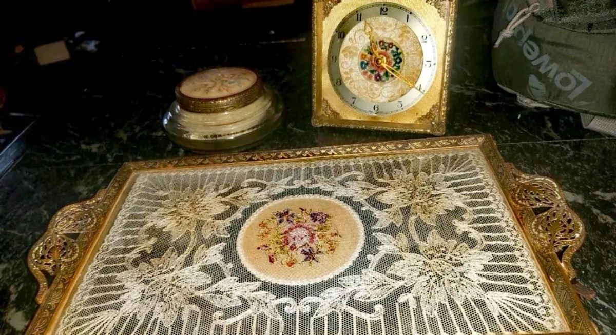 Stunning antique Regent of London set of 3 - Image 1