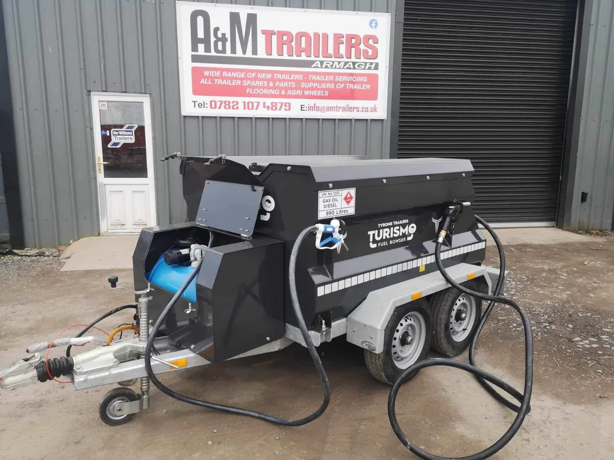 Fuel bowser - Image 3