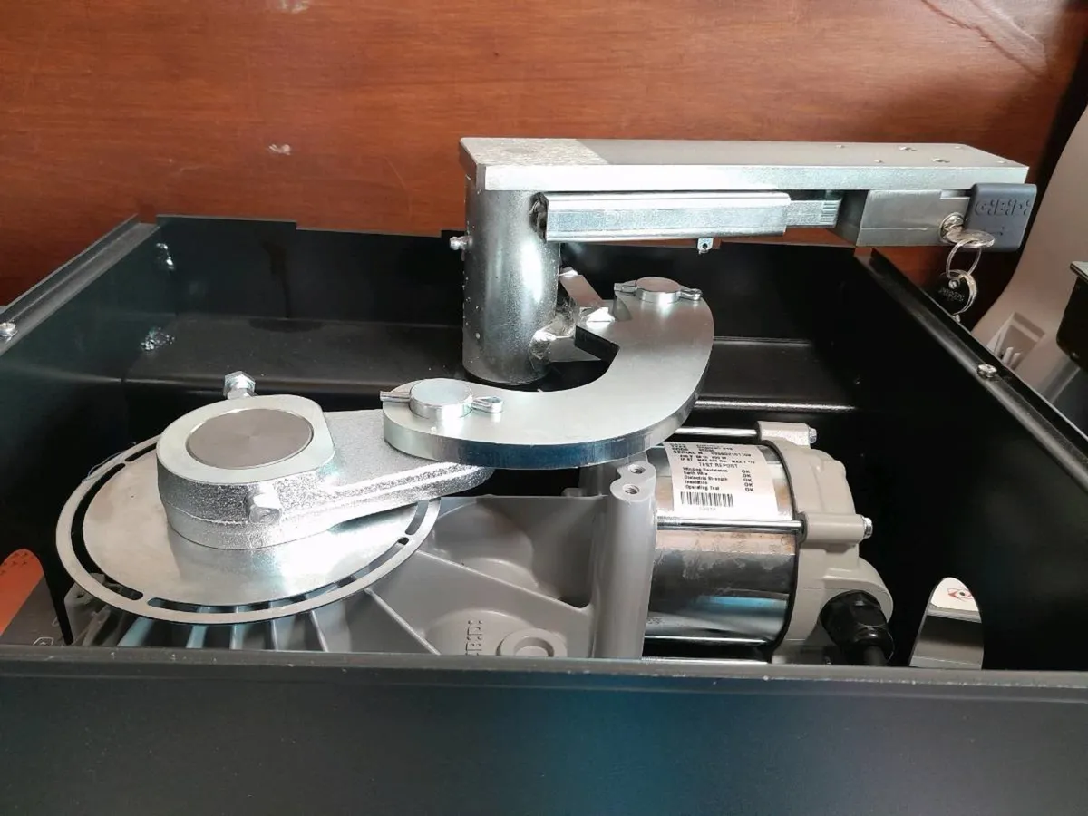 Underground Gate Motors, Double Unbelievable offer - Image 2