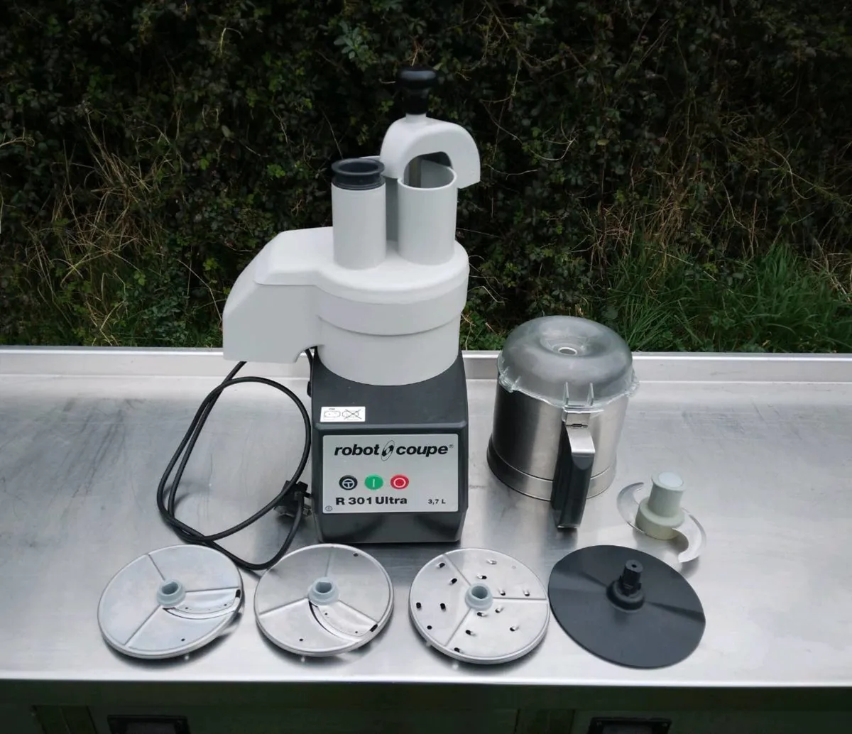 Robot coupes galore - Image 2