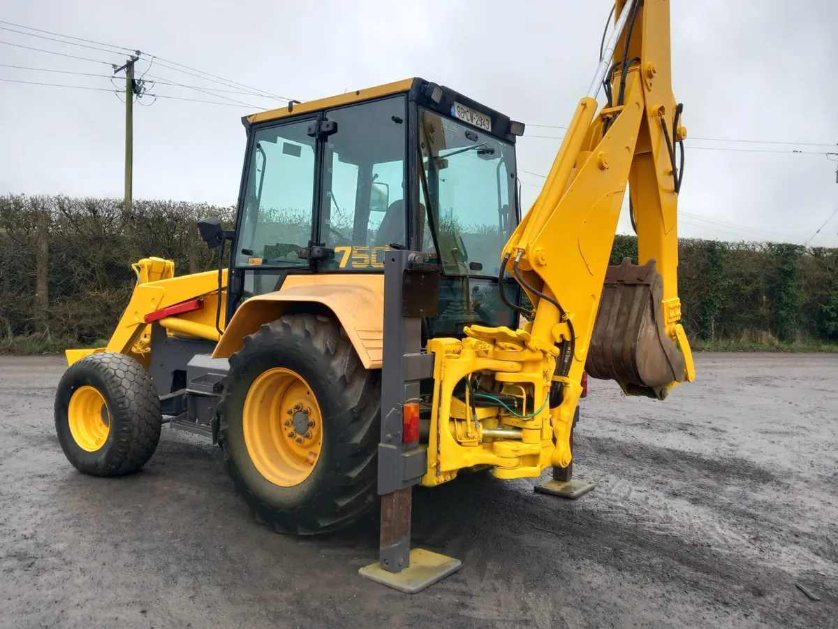 Fermac 750 Digger Loader - Image 3