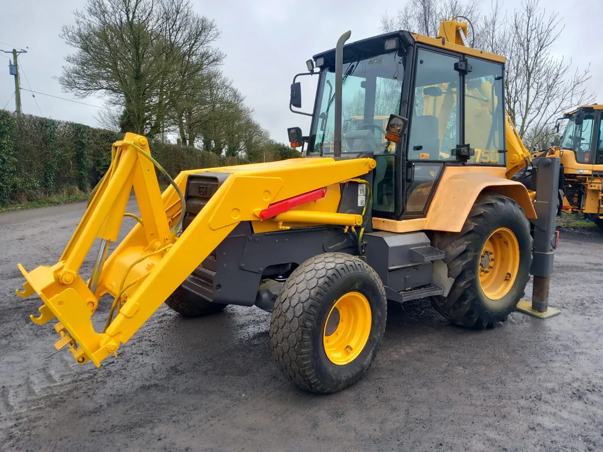 Fermac 750 Digger Loader - Image 4