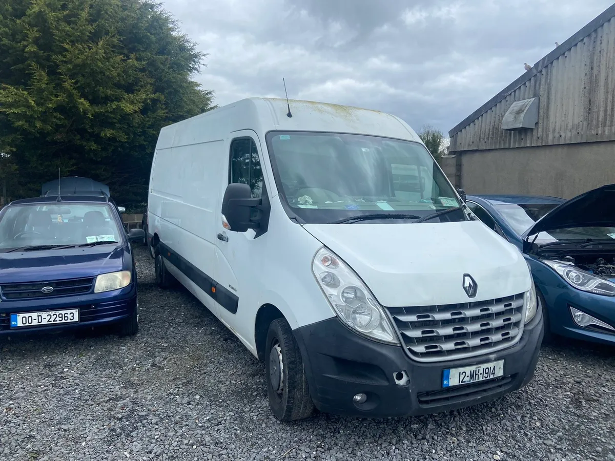 2015 and 2012 Renault master for breaking - Image 3