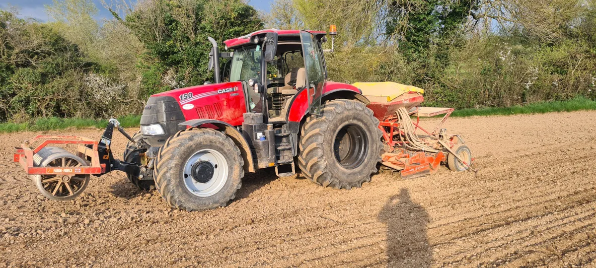 Kuhn Lely 3 metre seeder.   New type holders on ha - Image 4