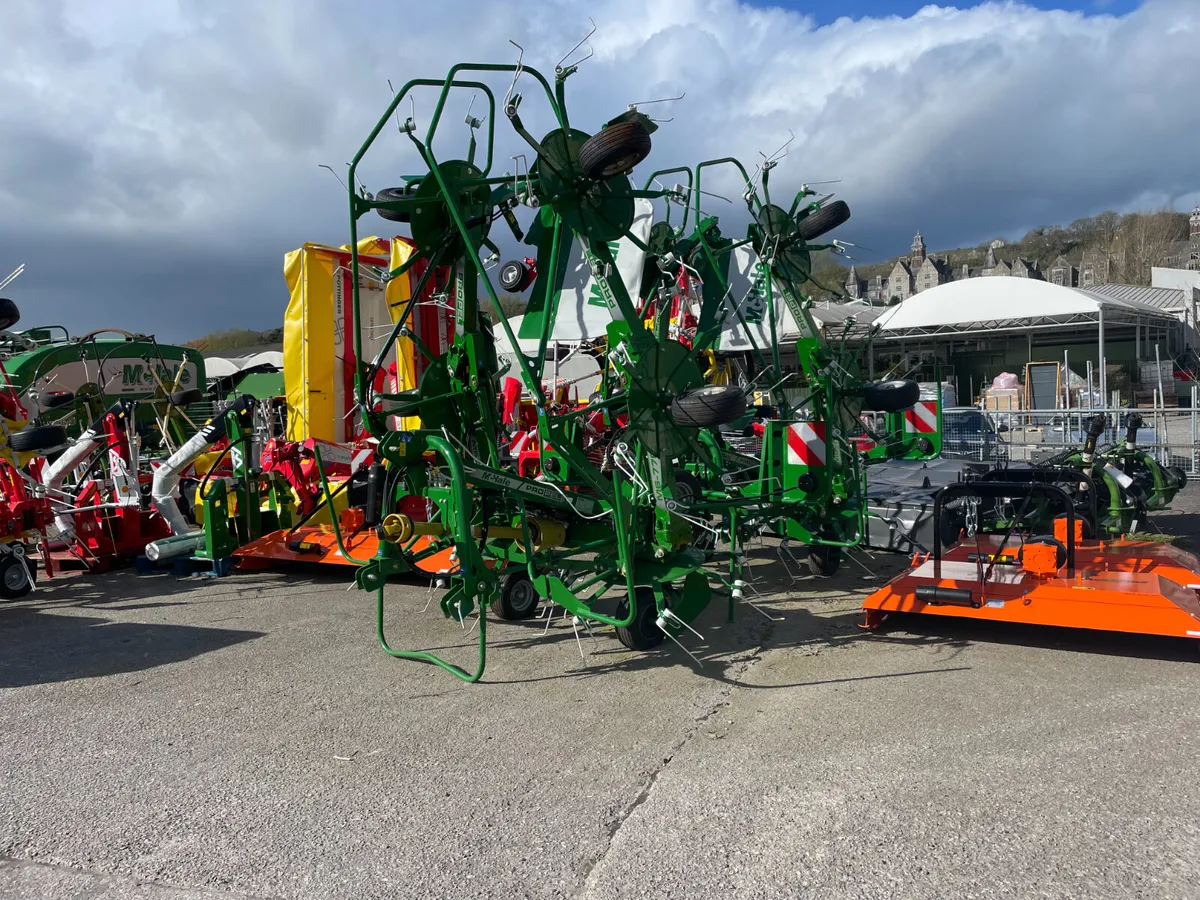 McHale M6770 Tedders - Image 3