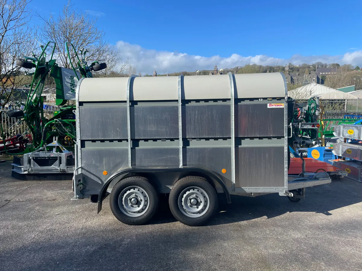 Bateson Cattle Box 12'x6' - Image 2