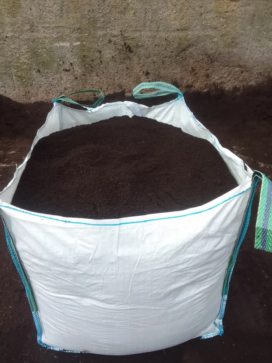 Compost/Topsoil/ Mulch Blend available now - Image 4