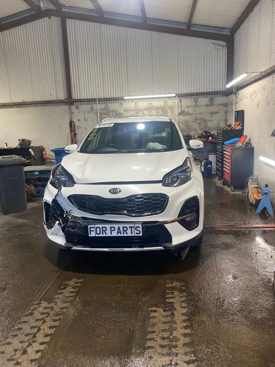 For breaking Kia Sportage - Image 4