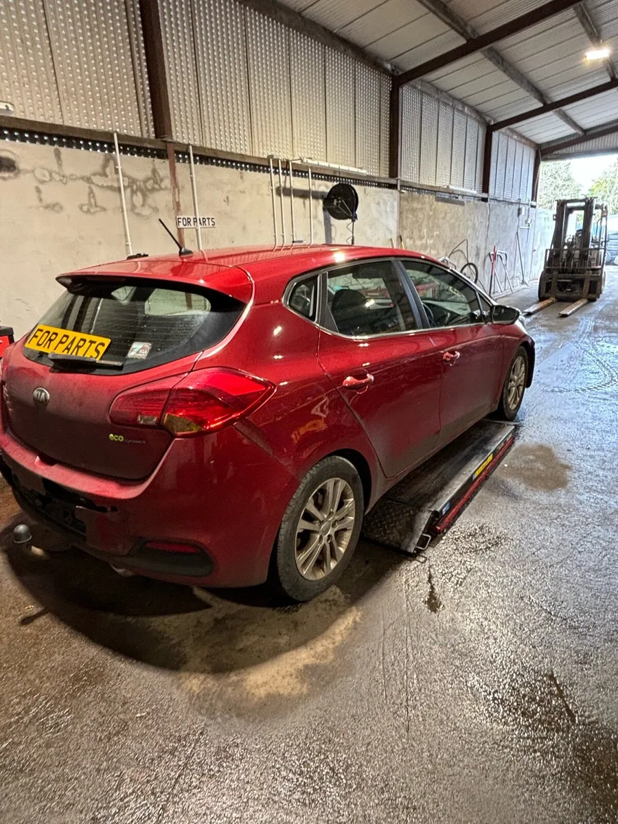 Kia ceed for breaking - Image 3