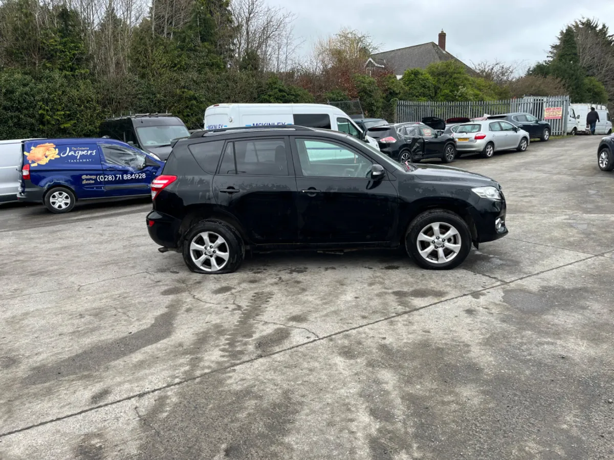 2011 Toyota Rav 4  D4D  2.2 - Image 3