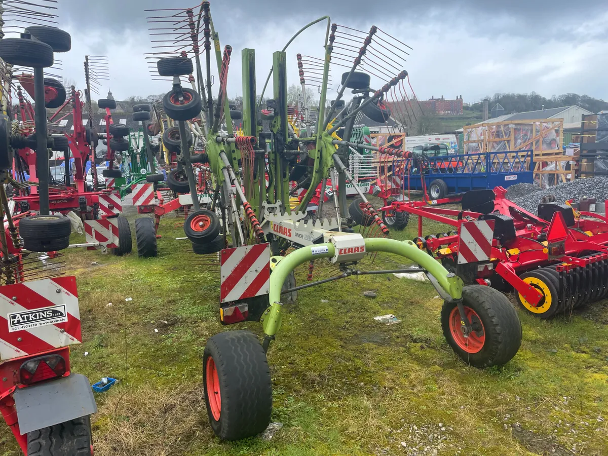 Claas 2800 Rake - Image 2