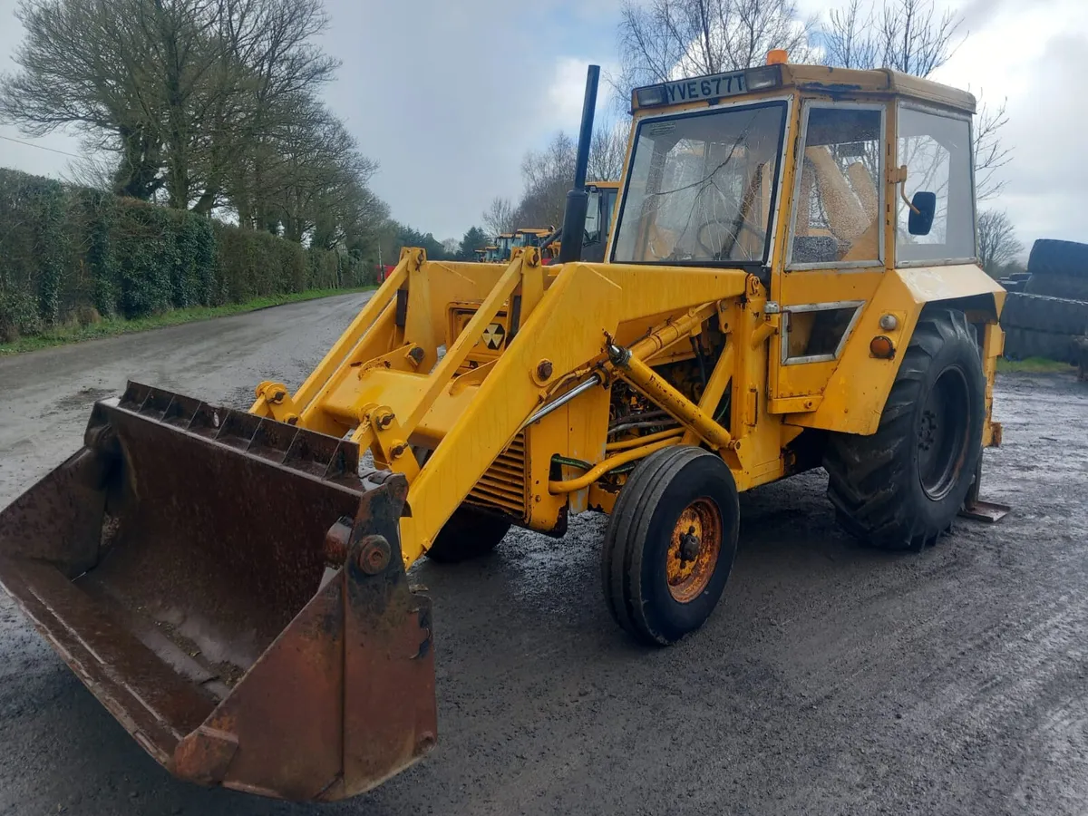 Masey Ferguson 50B Digger Loader - Image 3