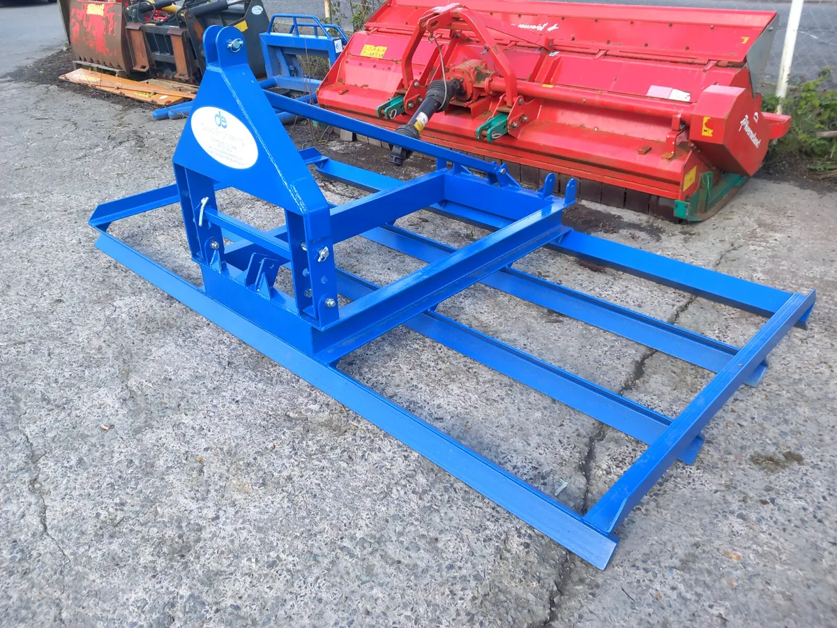 New Dowd landlevellers - Image 2