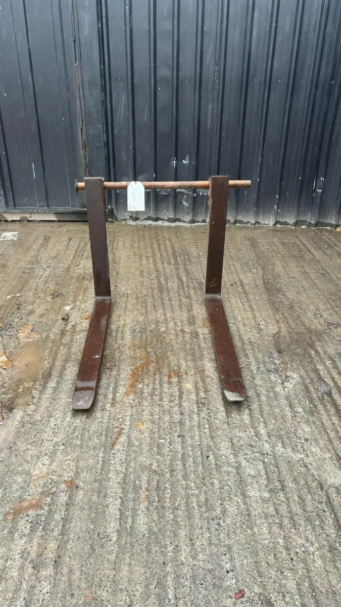 JCB Pallet Forks - Image 1