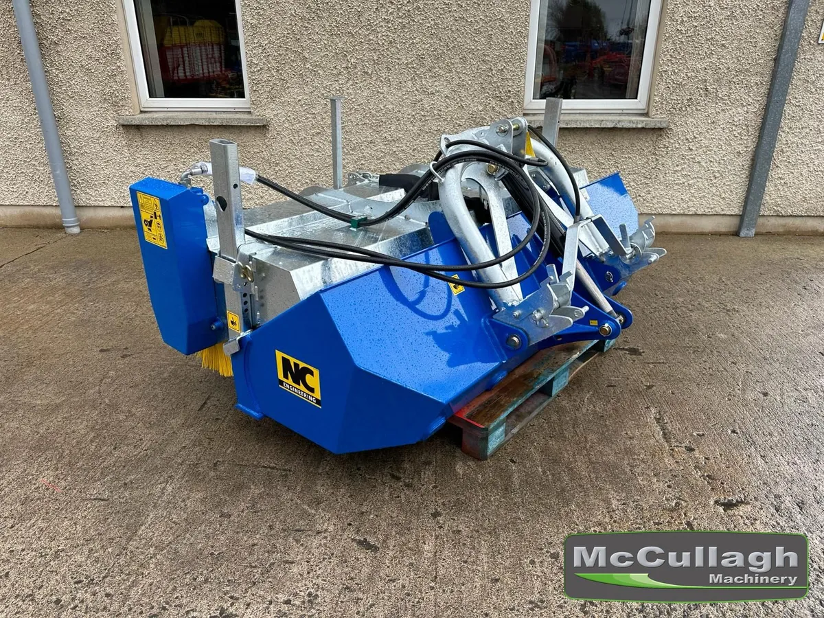 New NC 2300 7ft 6in Link-a-Sweep - Image 3