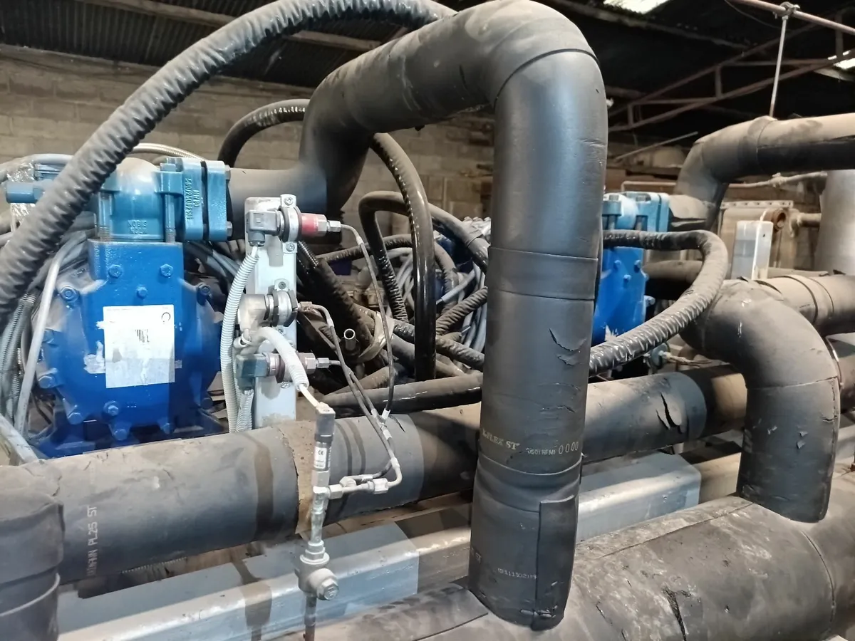 For sale Cooling compressor 105kw cooling capacity - Image 2