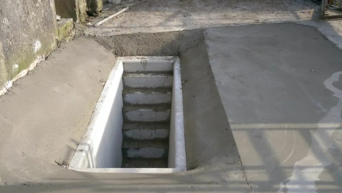 Sheep dippers. Concrete. Can deliver. - Image 2