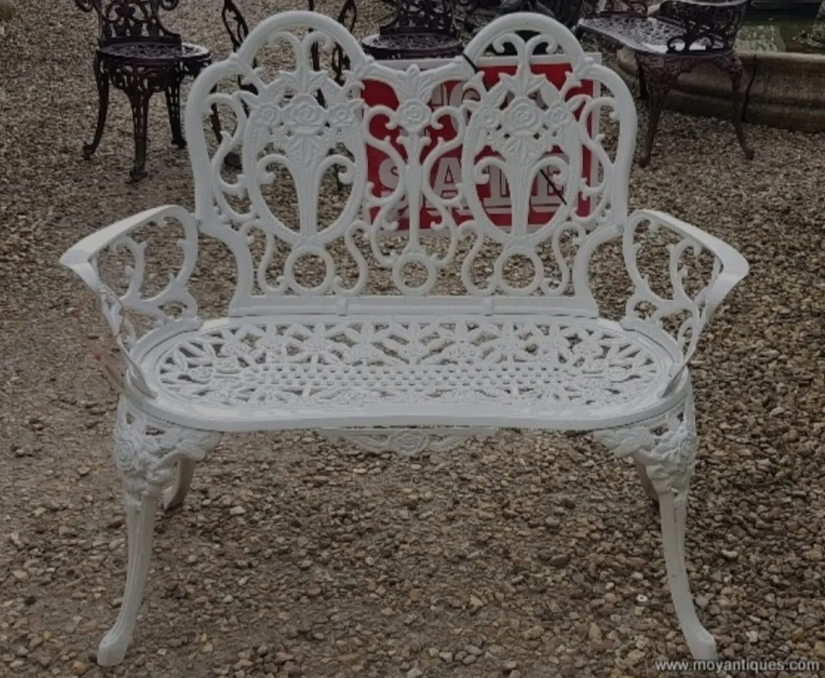 Garden bench 3 colours - Image 1