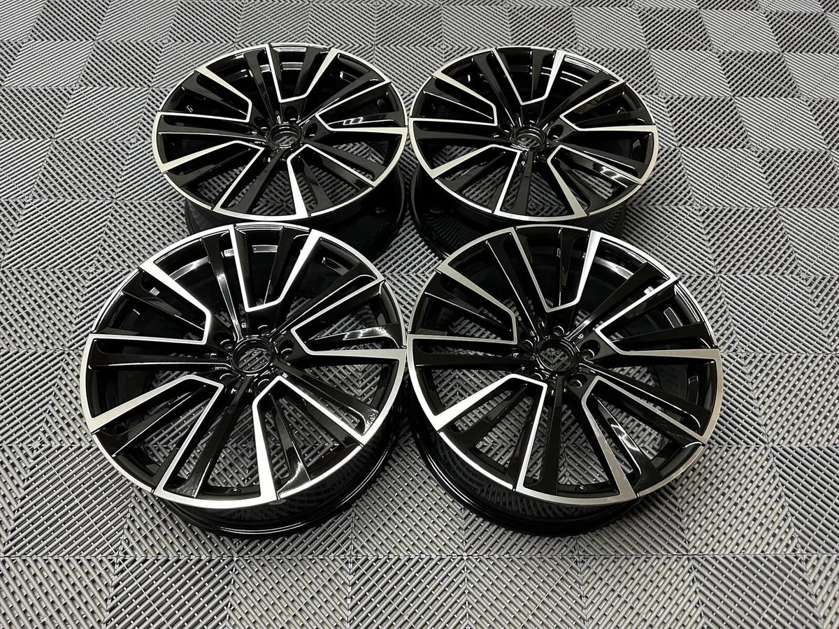 18 19″ Skoda Aquarius Style Alloys Octavia superb - Image 1